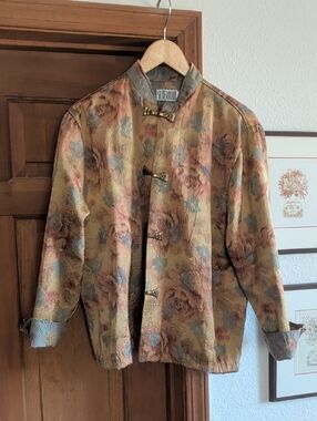 Siverado SilkBlend Gold Floral Mandarin Collar Jacket